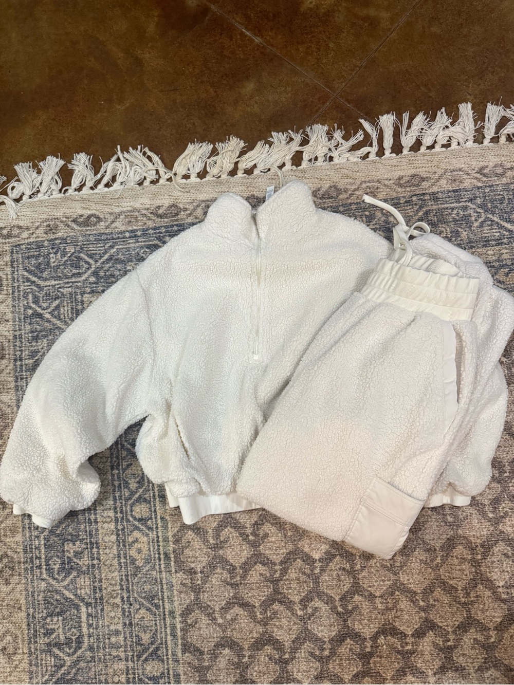 Cozy Cream Sherpa Half-Zip Sweatshirt & Jogger Set - Women